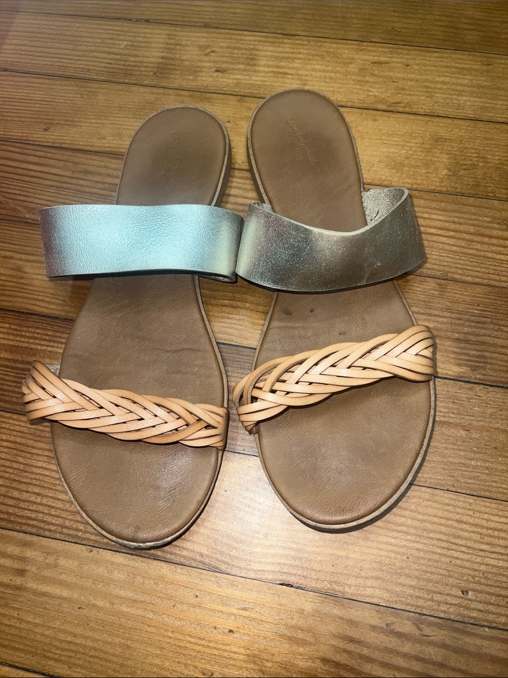 Universal Thread Women’s Two-Band Sandals in Tan and Metallic